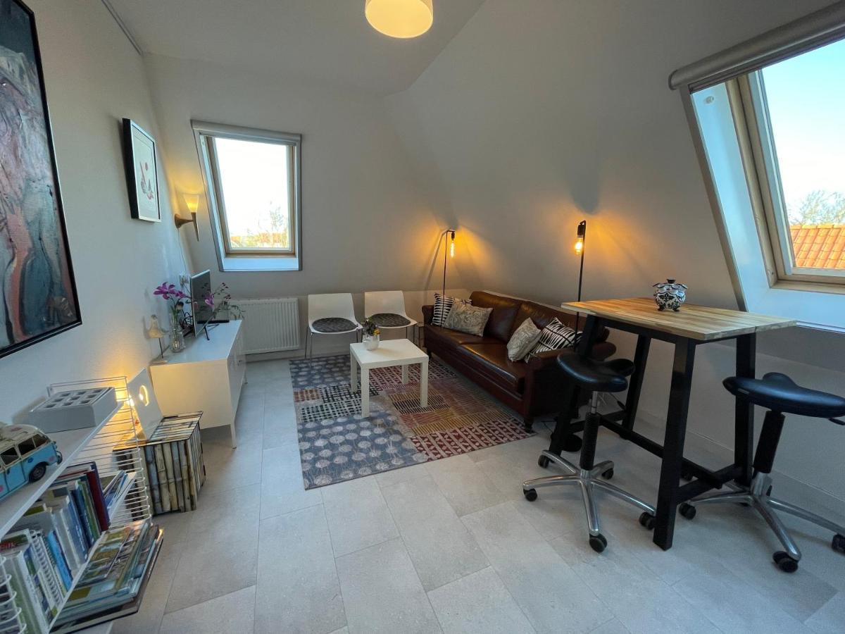 Vrijplaats Bed & Breakfast Oosterend  Bagian luar foto