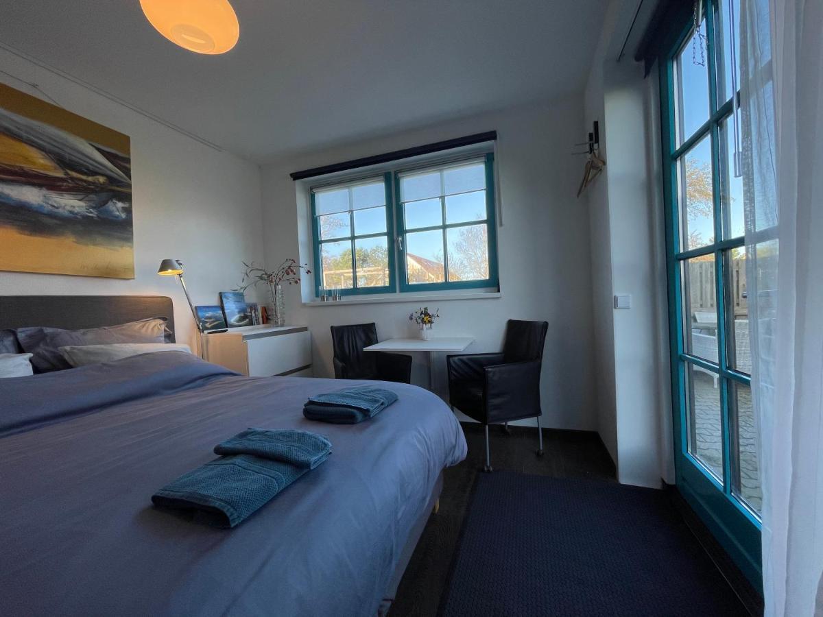 Vrijplaats Bed & Breakfast Oosterend  Bagian luar foto
